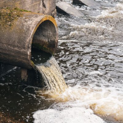 Los abortos químicos contaminan el suministro de agua de EE.UU.Publicado por Augustin Hamilton