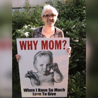 La heroína canadiense provida Linda Gibbons fue absuelta de todos los cargos por testificar cerca de un centro de abortos.Publicado por Augustin Hamilton