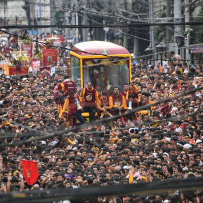 Filipinas: casi dos millones de personas participaron en la procesión del “Nazareno Negro”