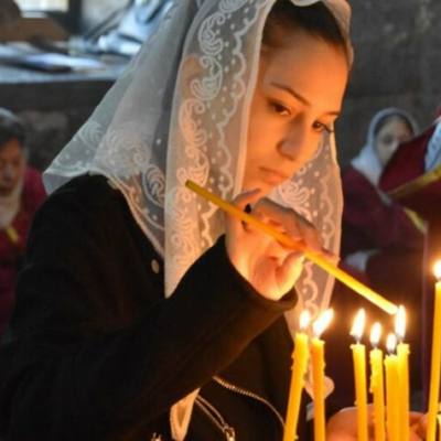 Un invierno difícil para los cien mil refugiados de Nagorno-Karabaj en Armenia