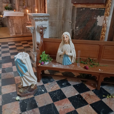 Vandalismo en la iglesia de Fontenay-le-Comte