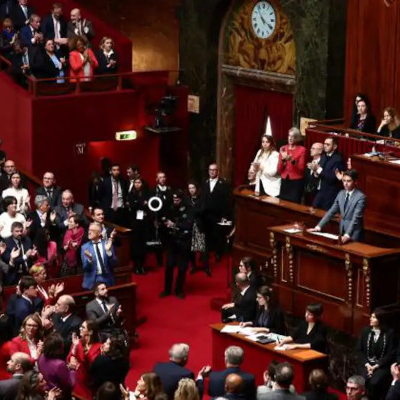 SE CONSUMA LA INFAMIA: Matar al no nacido ya es un derecho constitucional en Francia